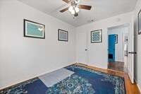 Building Photo - 1319 E 53rd St