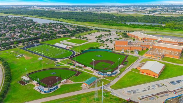 Building Photo - 511 Poplar Ln