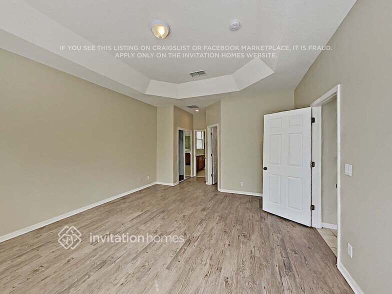 Building Photo - 580 Lexington Pkwy