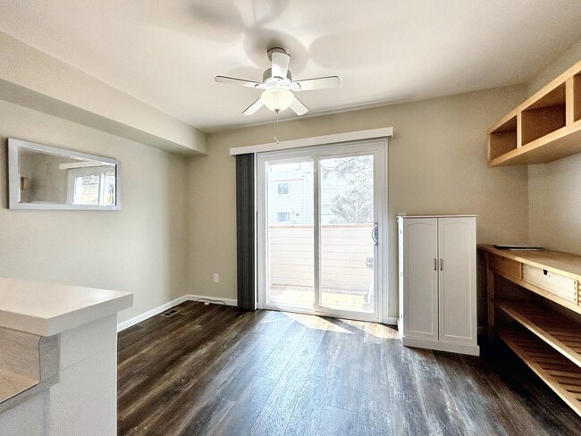 Building Photo - 5314 Solar Ridge Dr