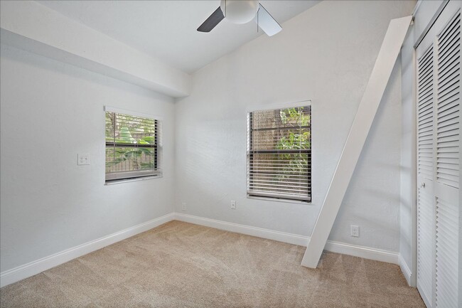 Building Photo - Annual Unfurnished Rental Available - 3 Be...