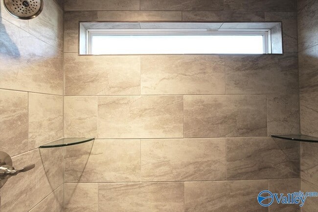 Building Photo - 26480 Naomi Wy