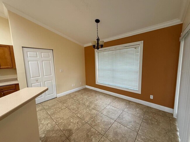 Building Photo - 12814 SW 51st Ave