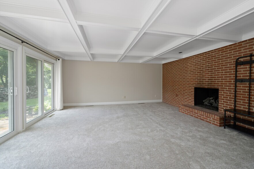 Building Photo - 6744 Merwin Pl