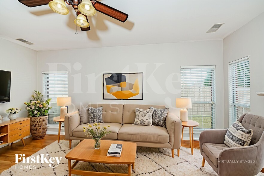 Building Photo - 1005 Daventry Way