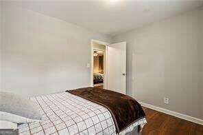 Building Photo - 3235 Woodview Dr SE