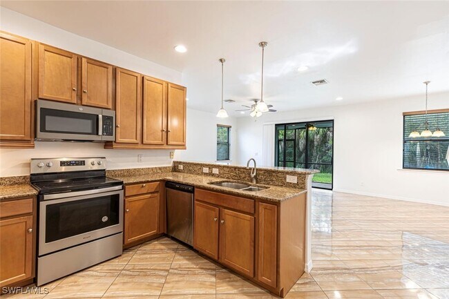 Building Photo - 15326 Summit Pl Cir