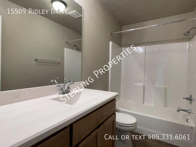 Building Photo - 15509 Ridley Dr