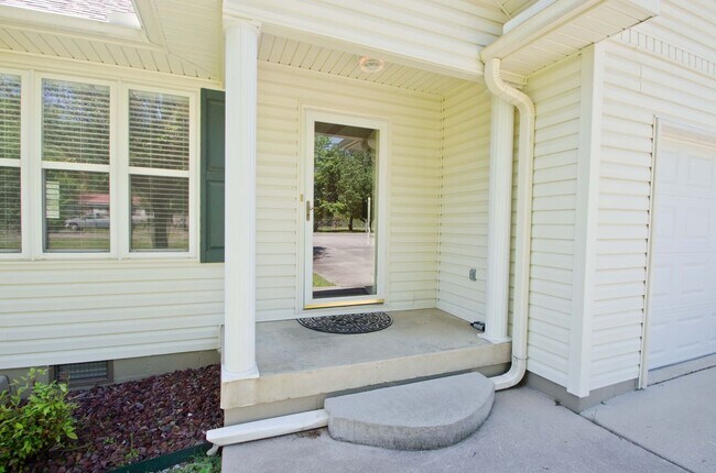 Building Photo - Lovely 3 bed 2 bath in East Limestone minutes to Athens!