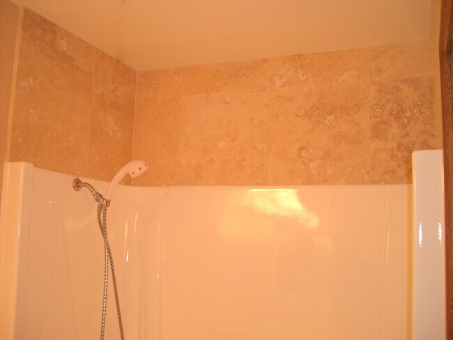 Building Photo - 16180 Washington St