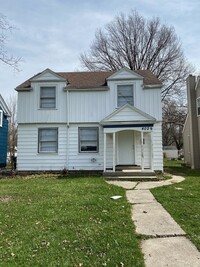Building Photo - New Listing!!!