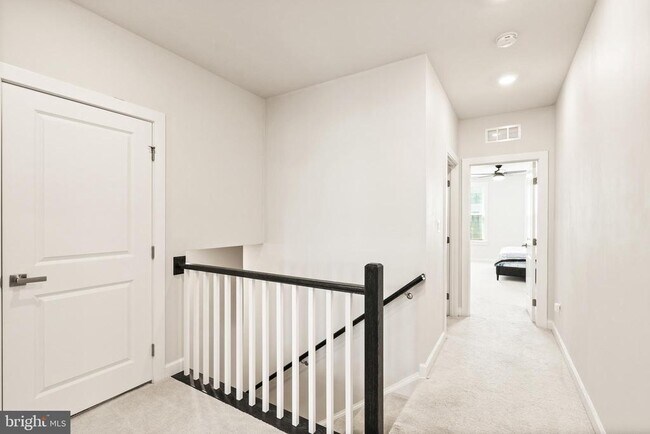 Building Photo - 12921 Sunrise Ridge Aly