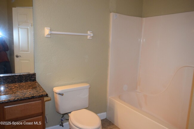 Building Photo - 719 Samuel Chase Ln