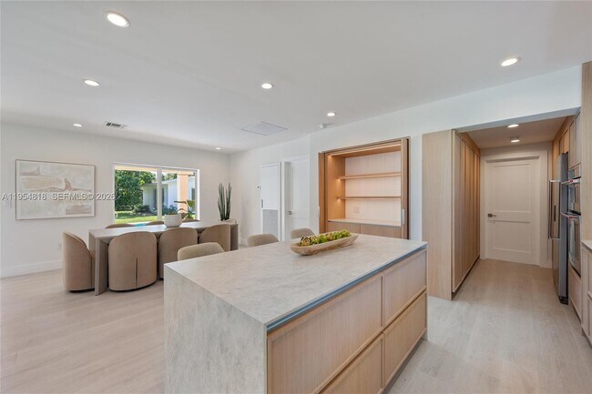 Building Photo - 7460 SW 126th St