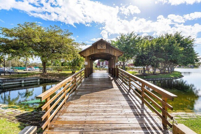 Building Photo - 289 Cape Cod Cir