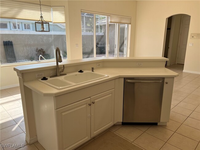 Building Photo - 3414 Marbella Ct