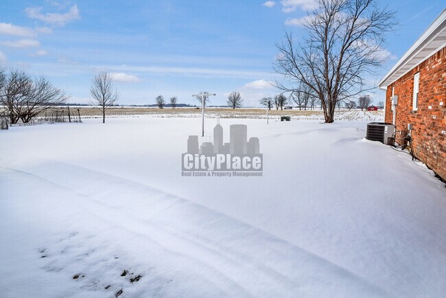 Building Photo - 9283 N.100 W. Fountaintown, IN 46130