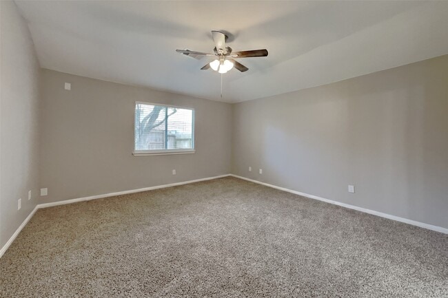 Building Photo - 4959 Sentry Woods Ln