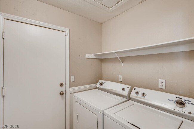 Building Photo - 2507 Kilmaron Cir