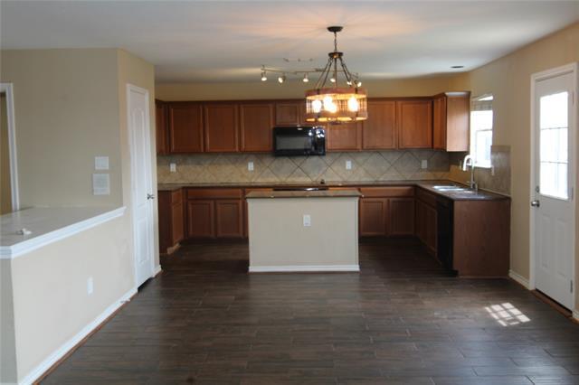 Building Photo - 2435 Castle Pines Dr