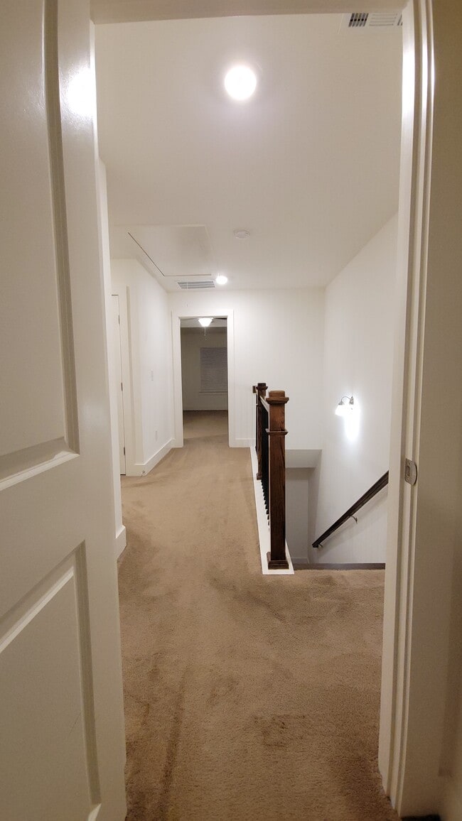 Building Photo - 6372 Princeton Ridge Dr