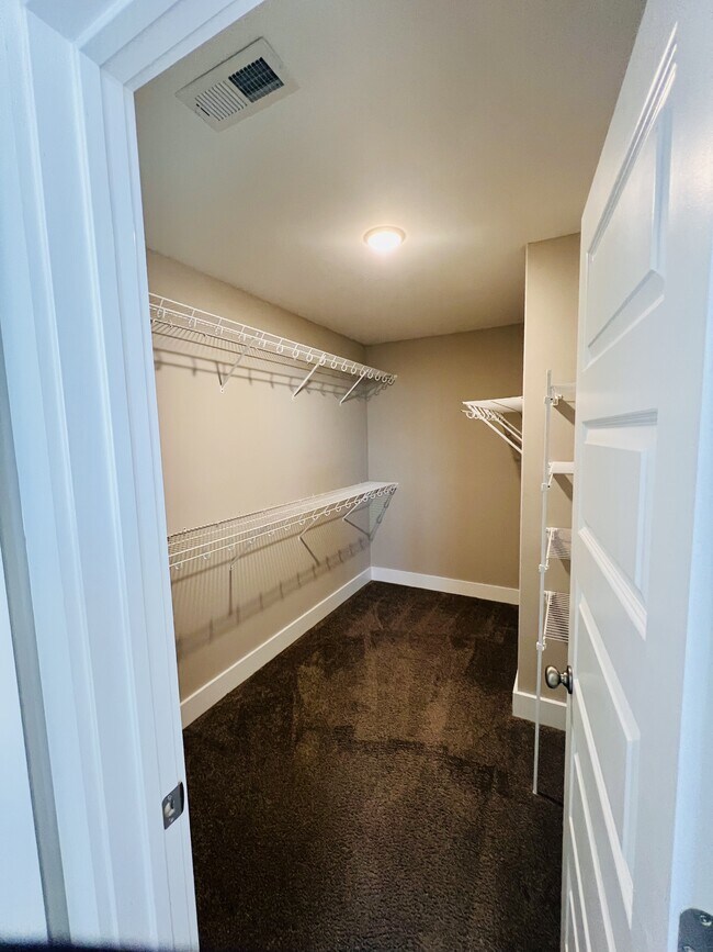 Building Photo - 108 Abaco Dr E