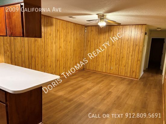 Building Photo - 2009 California Ave