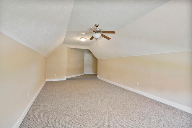 Building Photo - 2813 Franciscan Dr
