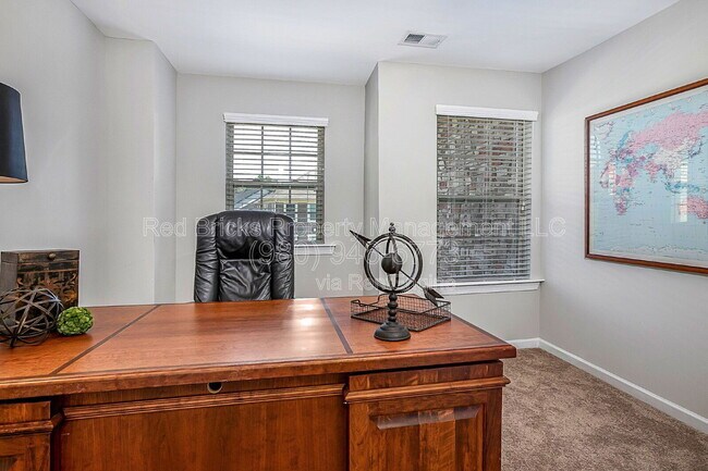 Building Photo - 9449 Glenburn Ln