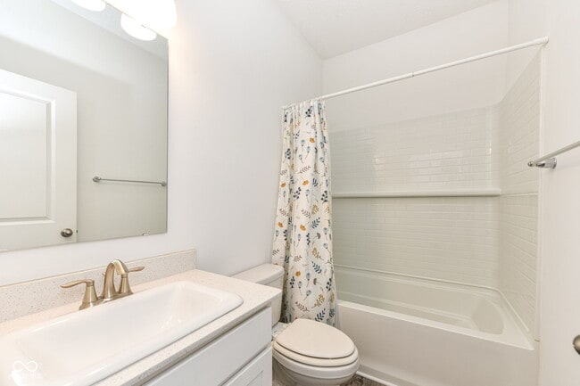 Building Photo - 291 Limerick Ln