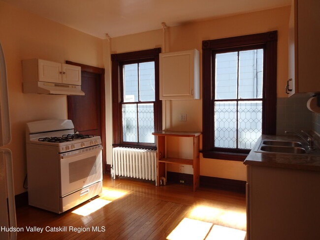 Building Photo - 34-34 8th St