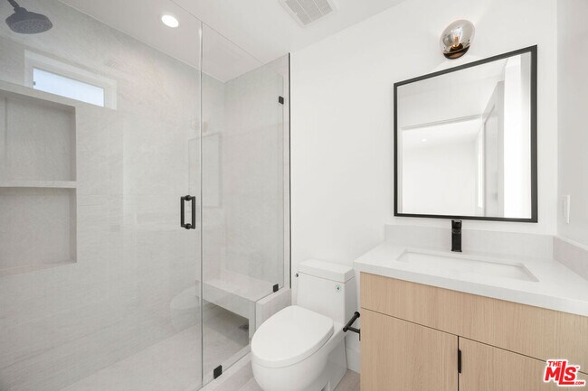 Building Photo - 6241 Banner Ave