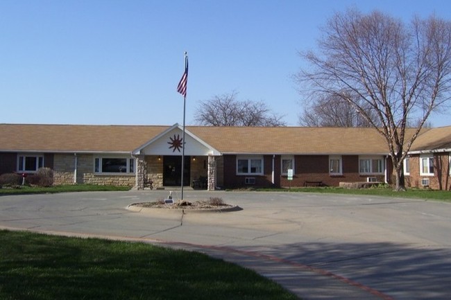 Primary Photo - East View Apartments