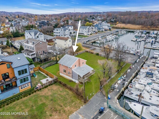 Building Photo - 234 Beach Ave