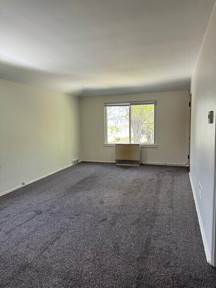 Building Photo - 1731 Goff Ave