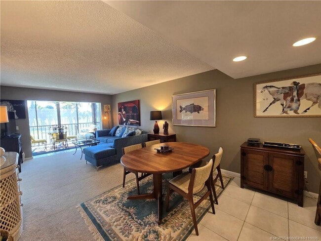 Building Photo - 5564 NE Gulfstream Way