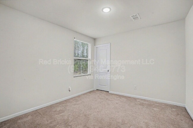 Building Photo - 5803 Camp Ct