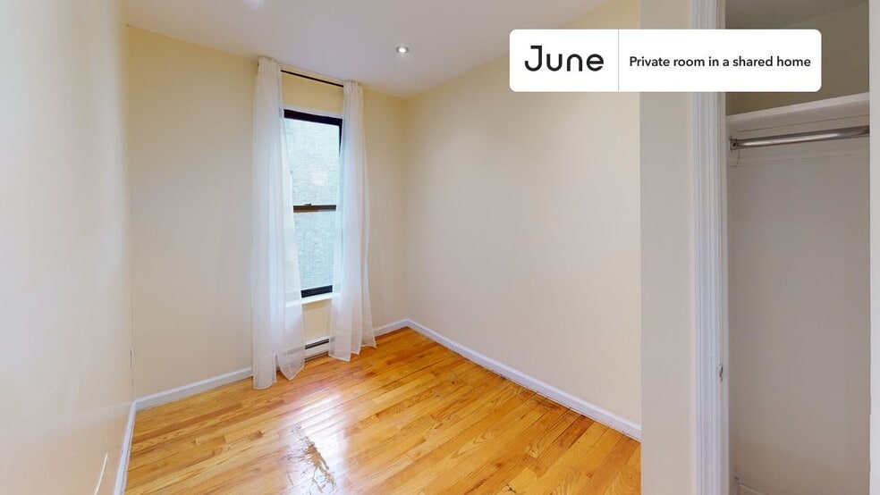 Building Photo - Room in Shared 6 bed/3 bath home in Upper West Side