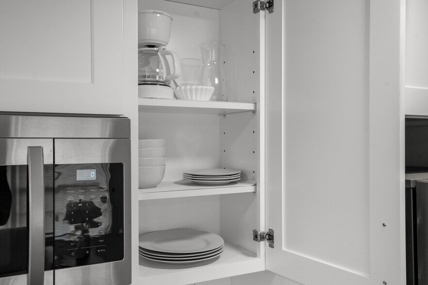 Building Photo - 149 E Main St