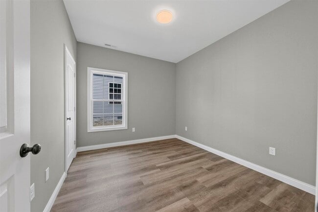 Building Photo - 451 White Dogwood Cir