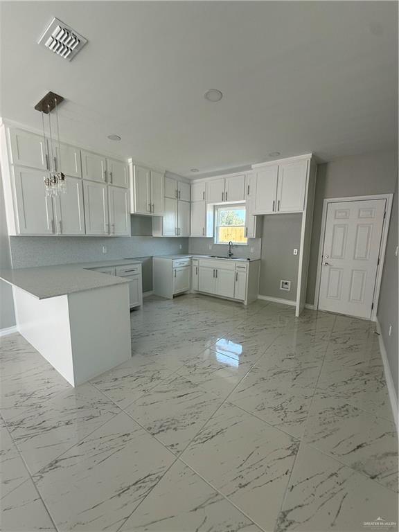 Building Photo - 3806 Rosewood Ln