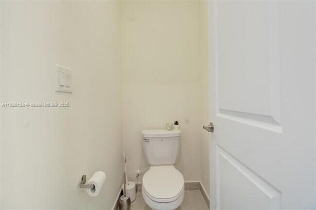 Building Photo - 10300 NW 66th St