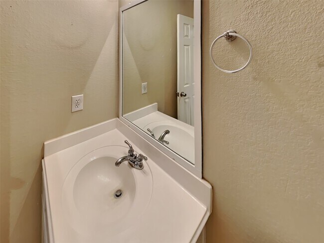 Building Photo - 3434 Falcon Trail Ct