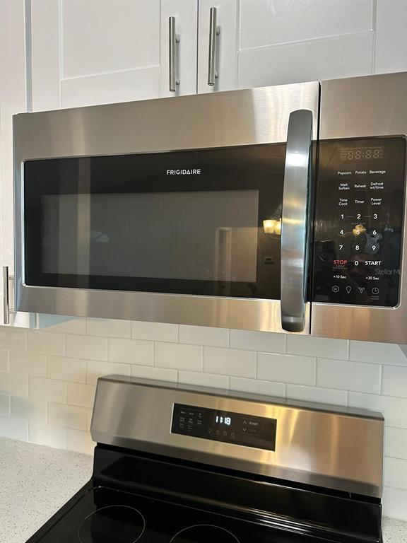 Building Photo - 147 Almond Rd