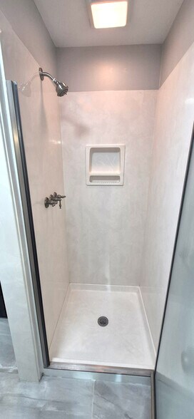 Building Photo - 3582 Northridge Rd