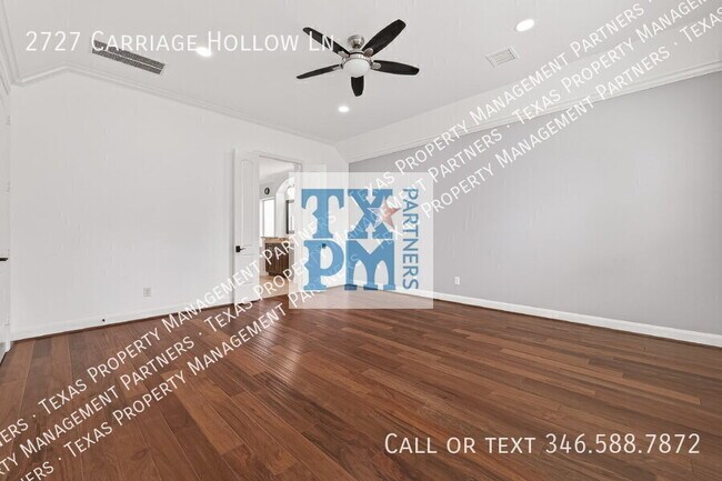 Building Photo - 2727 Carriage Hollow Ln