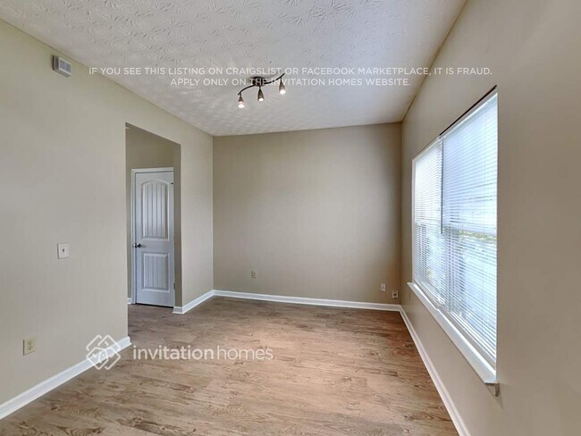 Building Photo - 517 Brady Dr