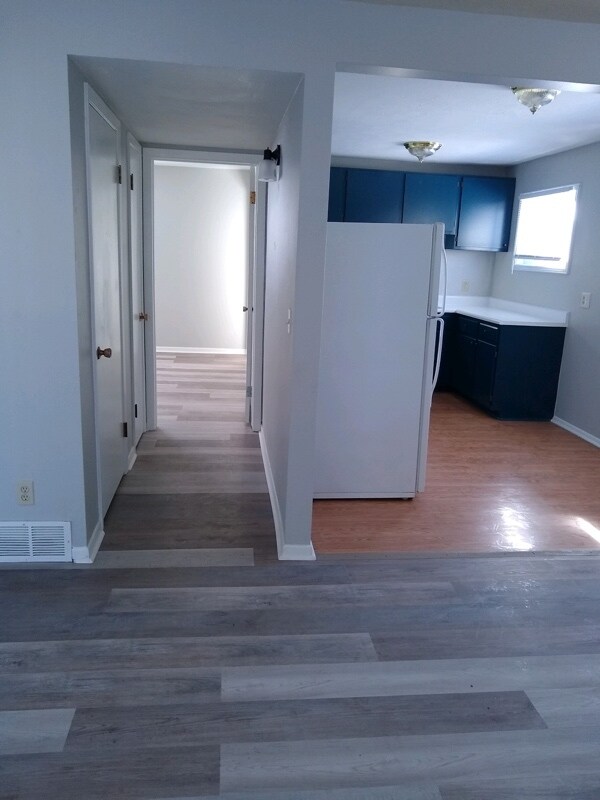 Building Photo - 4438 N 61st St