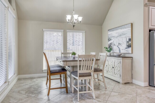 Building Photo - 29114 Davenport Dr