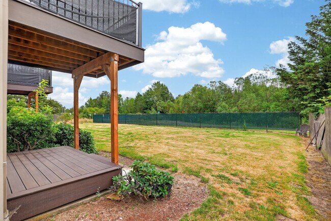 Building Photo - 4270 SW 159th Ave
